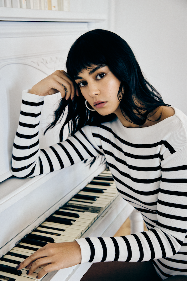 One More Minute for Courtney, Pleaseバレリー IN CONVERSATION WITH COURTNEY EATON — Numéro Netherlands